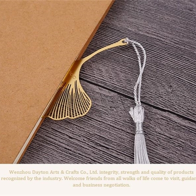 ginkgo leaf bookmark
