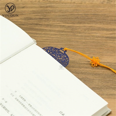 China vase bookmark